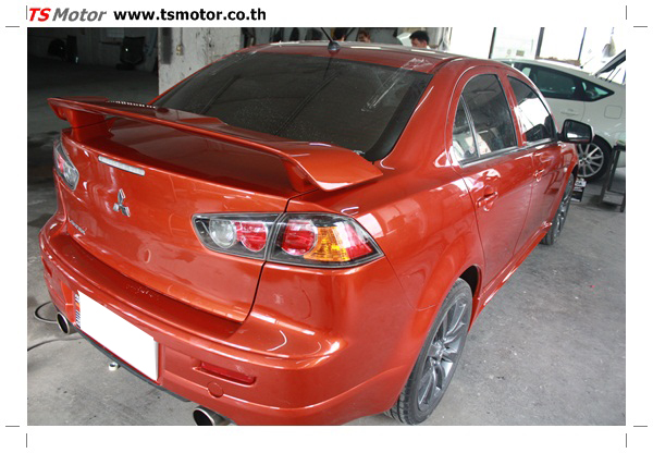 Mitsu Lancer EX Paint Repair garage bangkok pathumwan Mitsu Lancer EX Paint Repair garage bangkok pathumwan