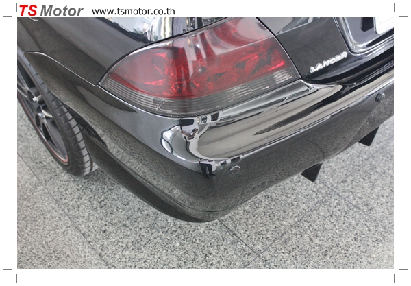 Mitsu new lancer Paint Repair garage bangkok pathumwan Mitsu new lancer Paint Repair garage bangkok pathumwan