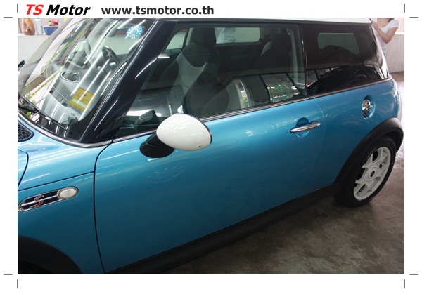 สีแดง Mini Cooper S สีแดง Mini Cooper S