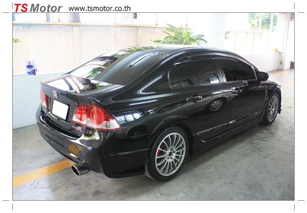 Honda Civic FD พ่นสีดำ เบอร์ 0 Honda Civic FD พ่นสีดำ เบอร์ 0