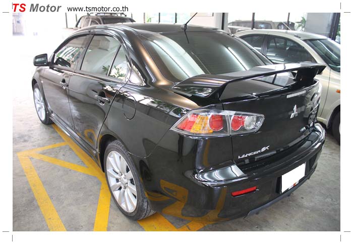 Mitsu Lancer EX minorchange black Mitsu Lancer EX minorchange black