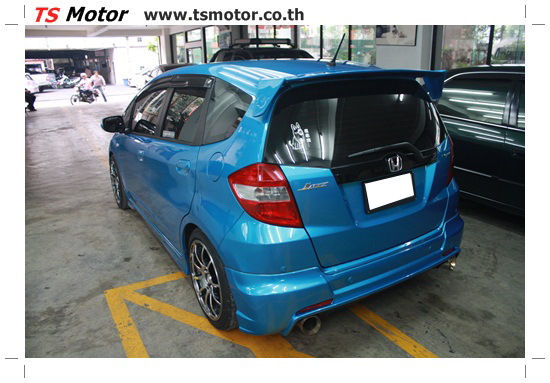 ซ่อมสี เสกิร์ตรอบคัน Honda Jazz ซ่อมสี เสกิร์ตรอบคัน Honda Jazz