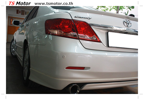 Toyota Camry 2008 White Pearl painting service center Toyota Camry 2008 White Pearl painting service center