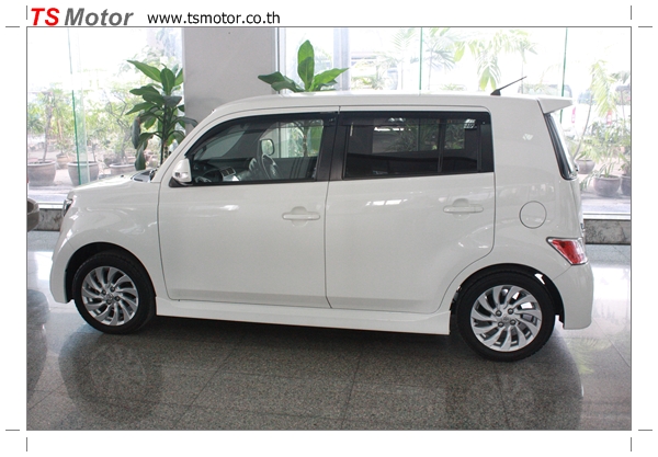 เคลมประกัน ซ่อมสี Toyota BB เคลมประกัน ซ่อมสี Toyota BB