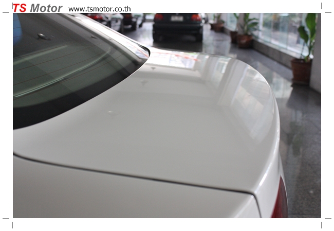, พ่นสีรอบคัน Mazda 3 เป็นสีขาว รถบ้าน เก็บรายละเอียดต่างๆ